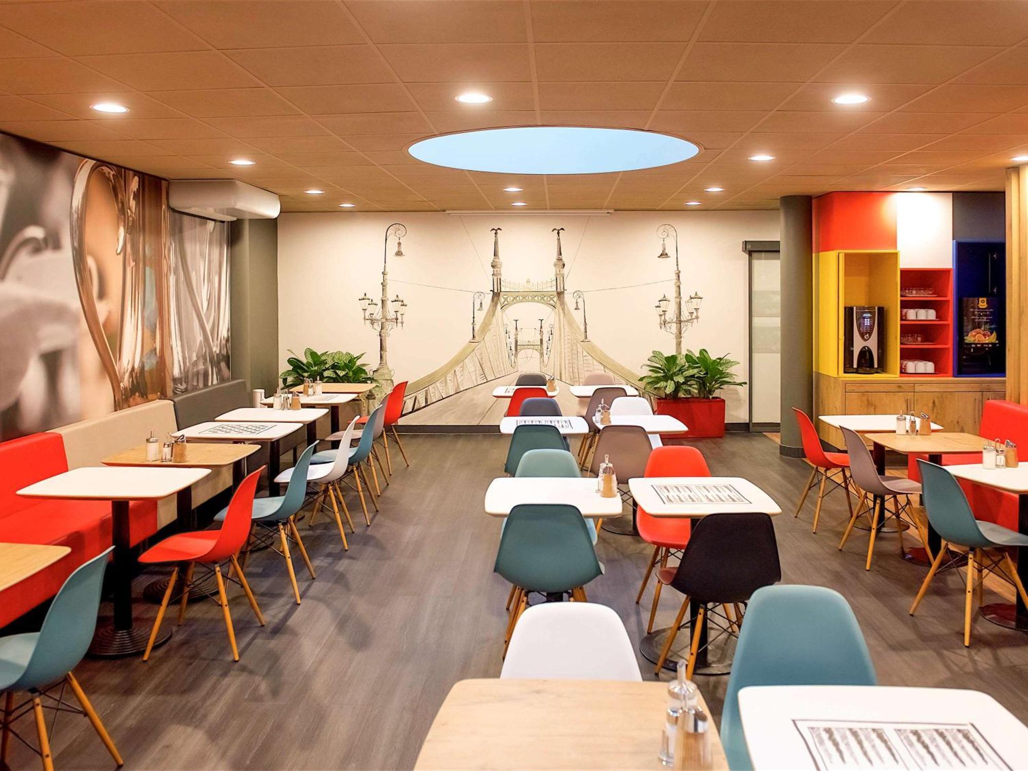 Ibis Budapest Centrum Exterior photo